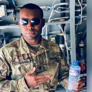 Meet your Posher, Erick